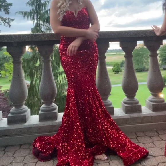 PS21208 Dress Mermaid Style Red Dress - Picture 3 of 8